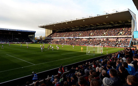 高打入一球 高打入一球